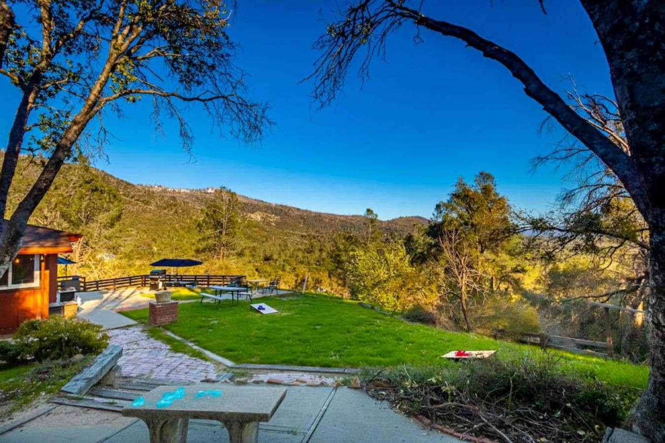 Sierra Vista Lookout Lodge: Creekside Retreat Near Bass Lake & Yosemite North Fork Exterior photo